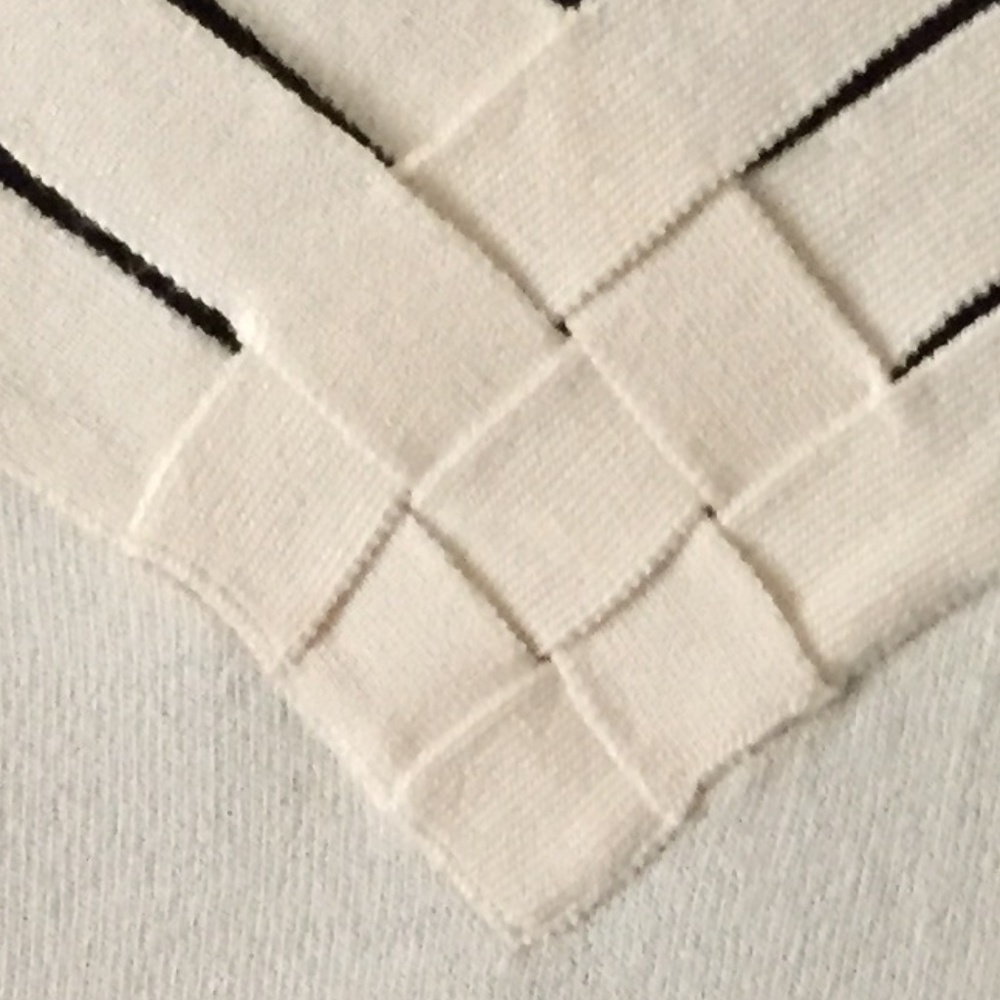 VALENTINO - Picture 2 of 13
